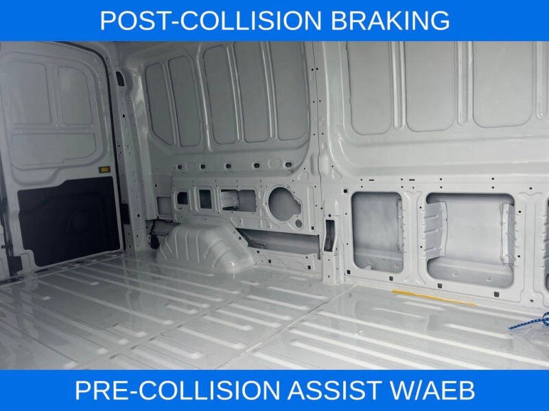 2025 Ford Transit 250