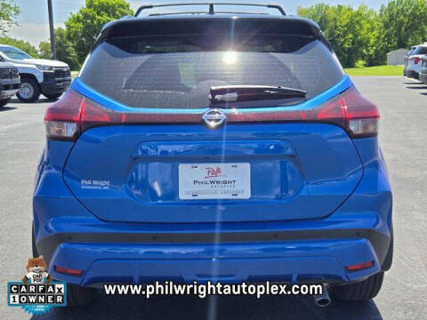 2021 Nissan Kicks SR