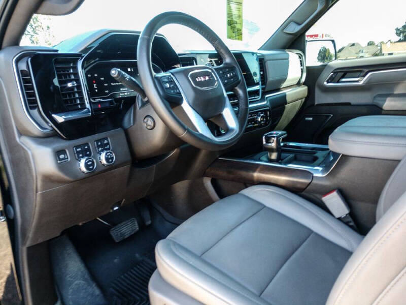 2023 GMC Sierra 1500