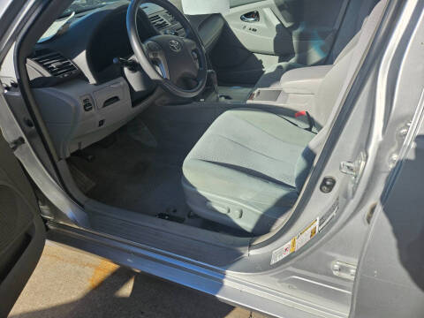 2010 Toyota Camry LE