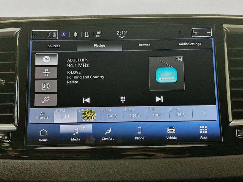 2024 Chrysler Pacifica Touring L