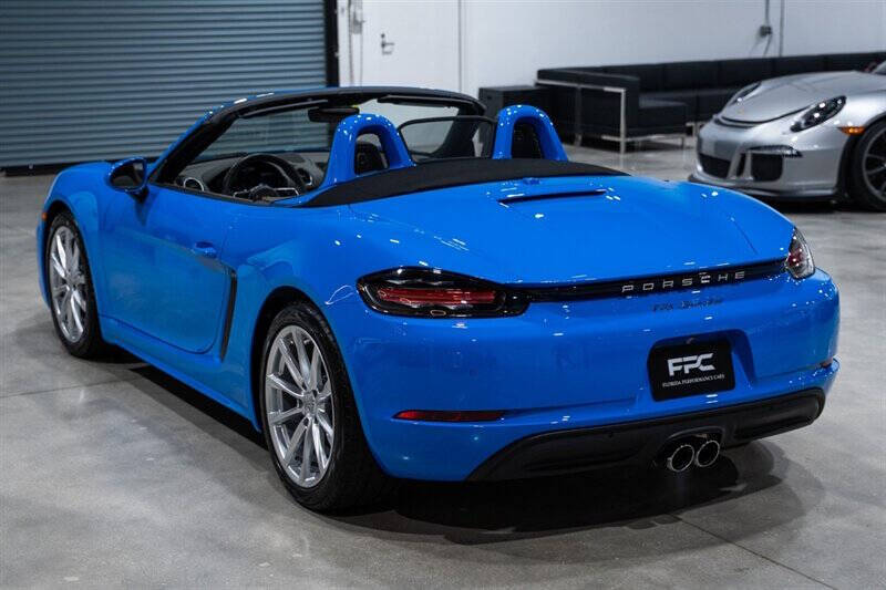 2022 Porsche 718 Boxster