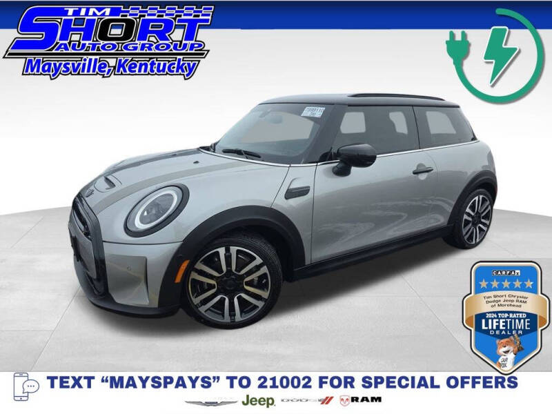 2024 MINI Hardtop 2 Door SE's photo
