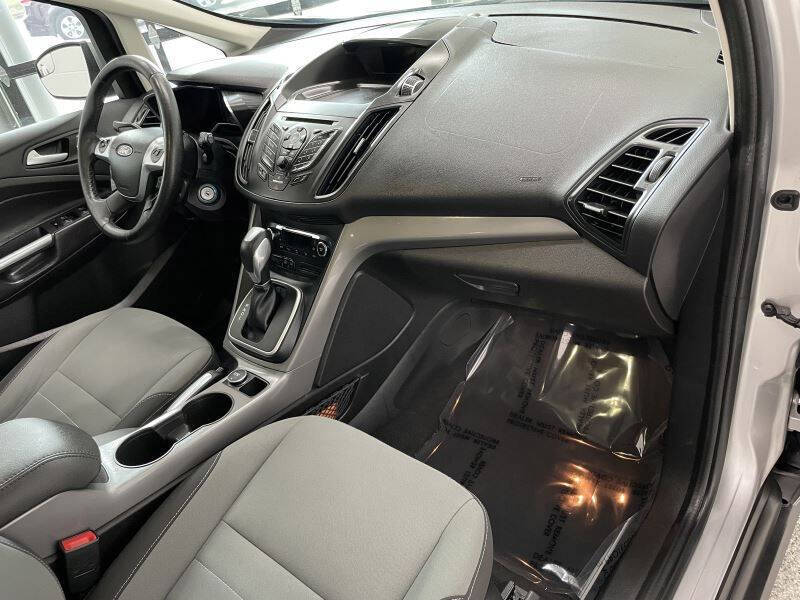 2016 Ford C-MAX Hybrid SE