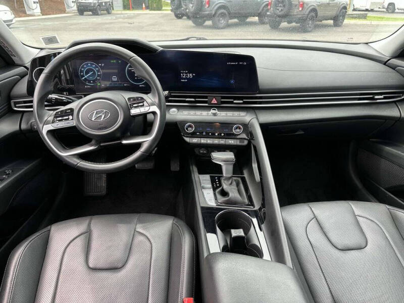 2023 Hyundai Elantra Hybrid Limited