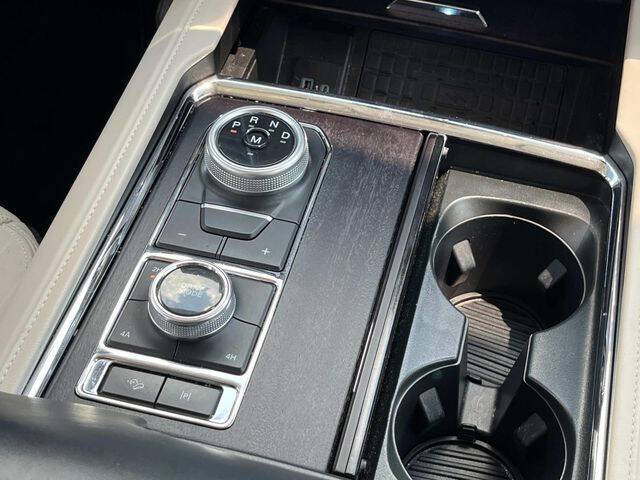 2024 Ford Expedition Platinum