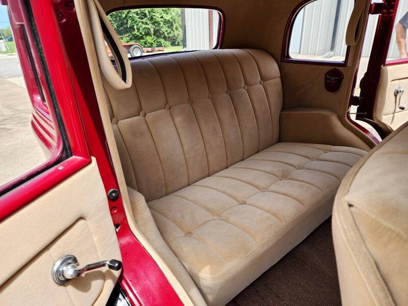 1934 Plymouth PF