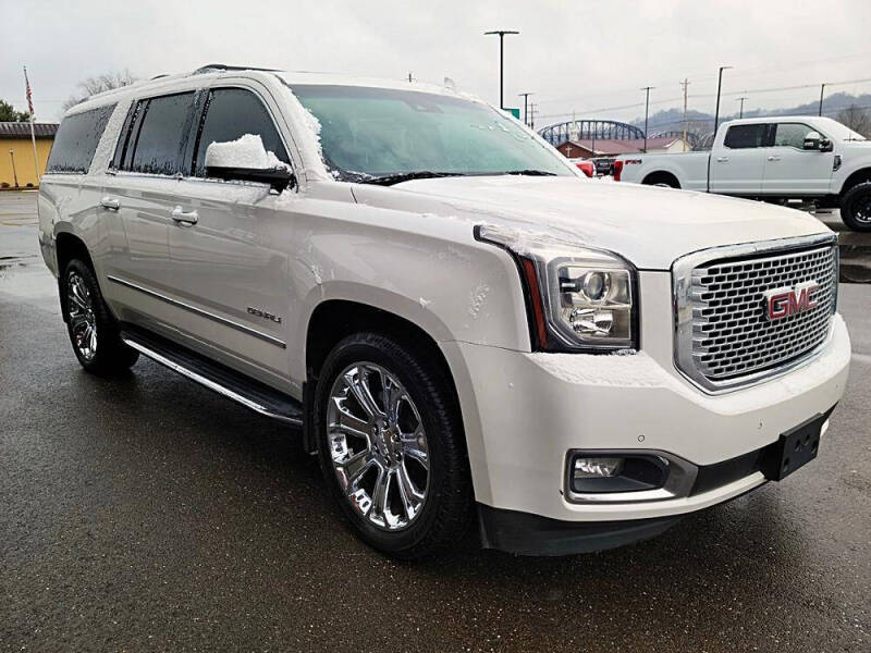 2017 GMC Yukon XL Denali