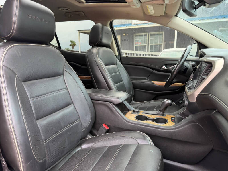 2019 GMC Acadia Denali