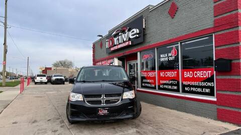 2016 Dodge Grand Caravan for sale at iDrive Auto Group in Eastpointe MI