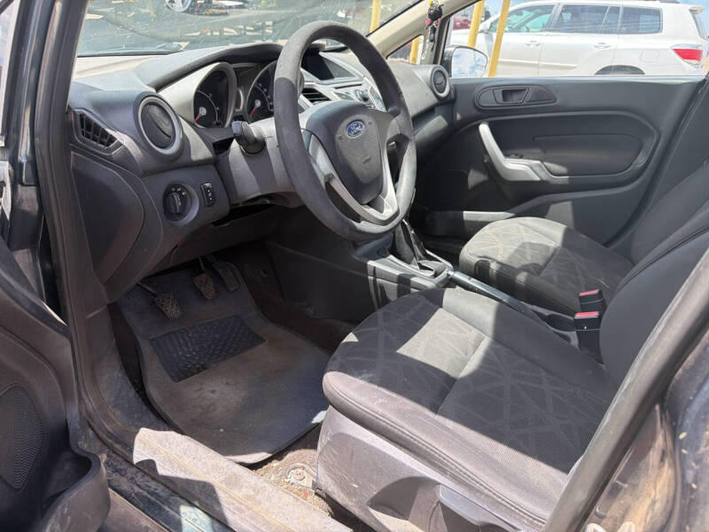2011 Ford Fiesta SE