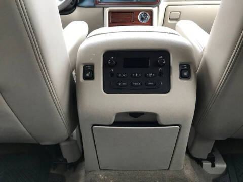 2004 Cadillac Escalade