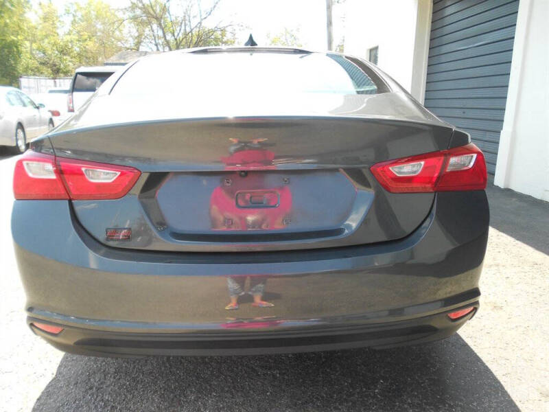 2017 Chevrolet Malibu LS