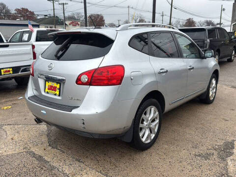 2011 Nissan Rogue SV