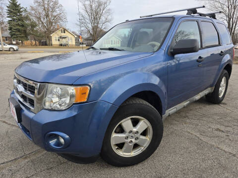 2009 Ford Escape for sale at Car Castle in Zion IL