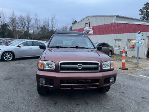 2003 Nissan Pathfinder LE