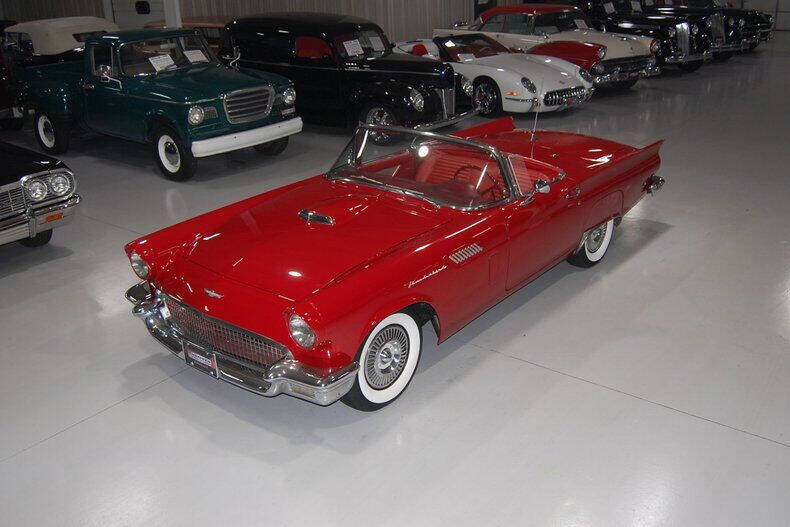 1957 Ford Thunderbird