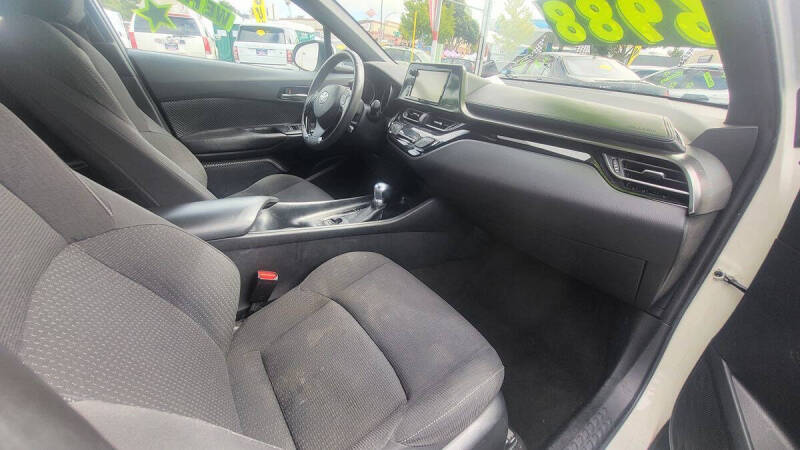 2018 Toyota C-HR XLE Premium