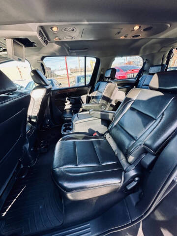 2011 Nissan Armada Platinum