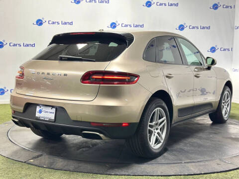 2017 Porsche Macan