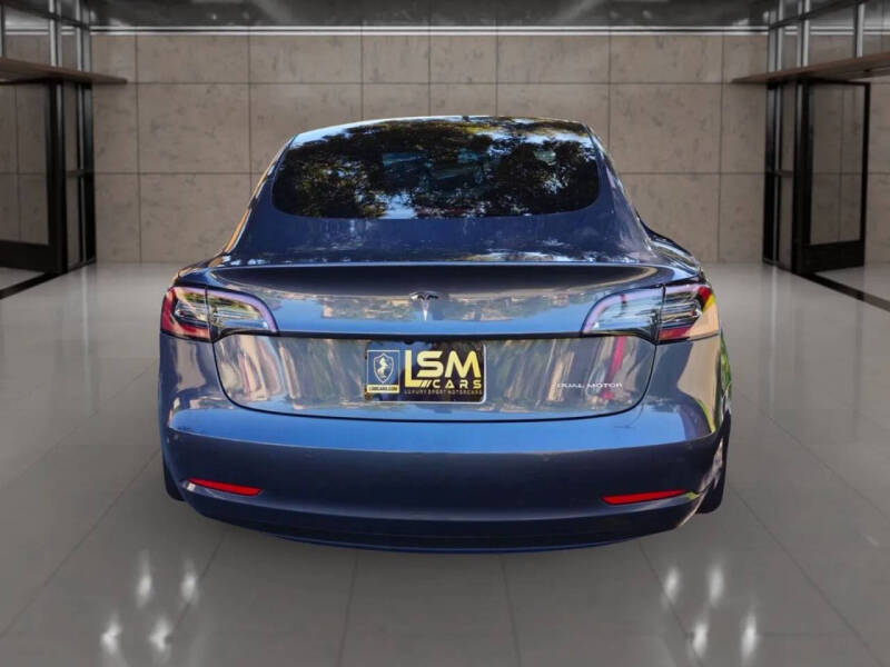 2022 Tesla Model 3 Long Range