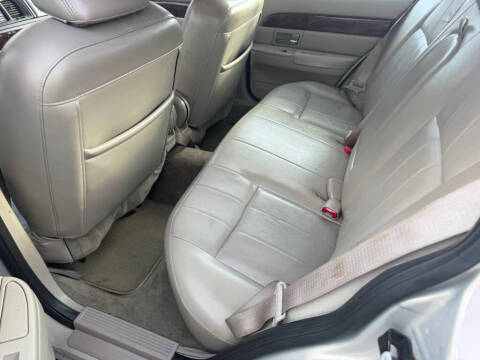 2010 Mercury Grand Marquis LS