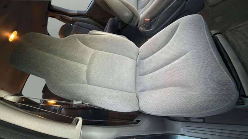 2005 Dodge Grand Caravan SE