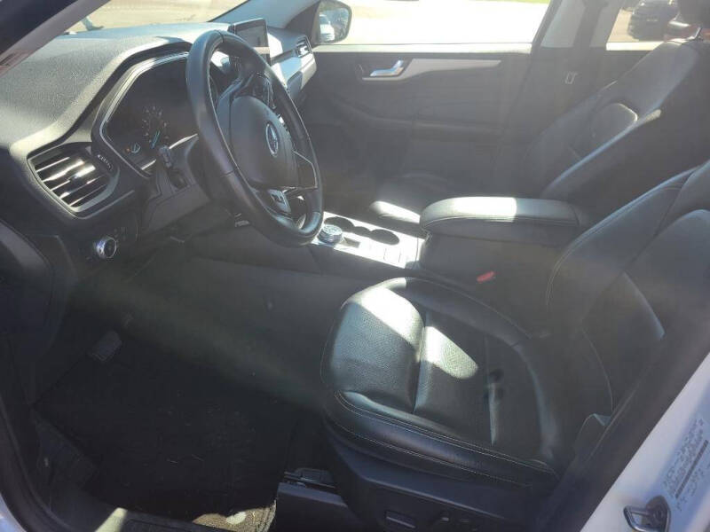 2022 Ford Escape SEL