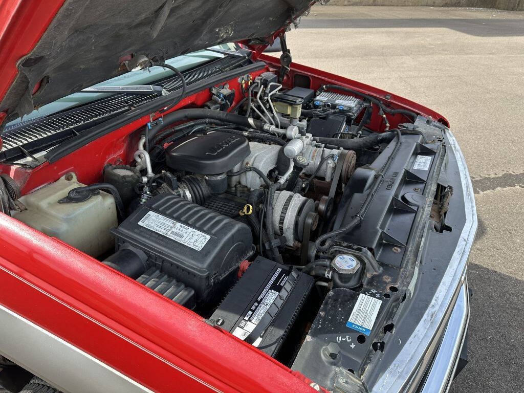 1998 Chevrolet Suburban 52