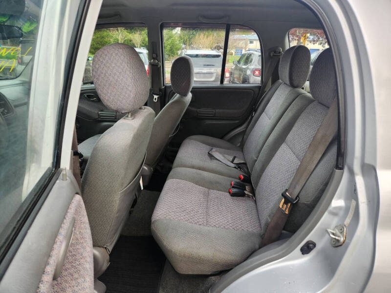 2000 Chevrolet Tracker