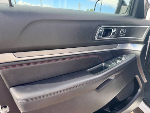 2019 Ford Explorer Sport