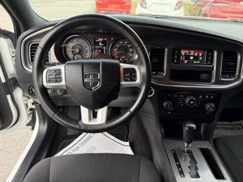 2013 Dodge Charger SE