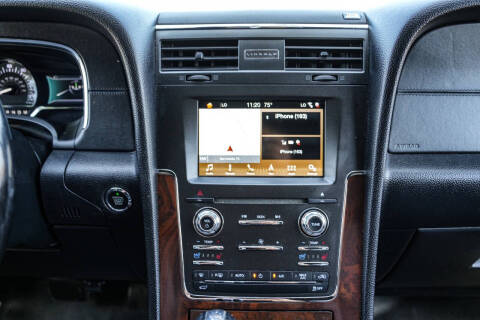 2016 Lincoln Navigator Select