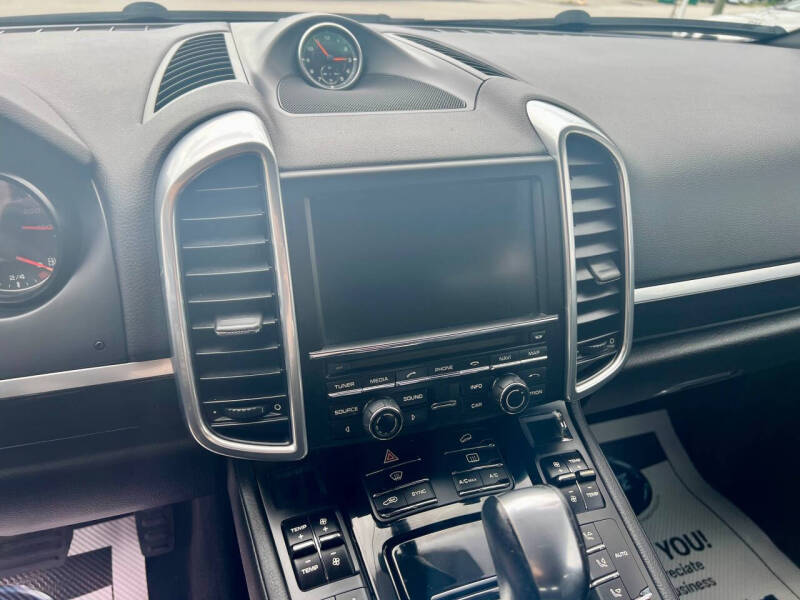 2014 Porsche Cayenne