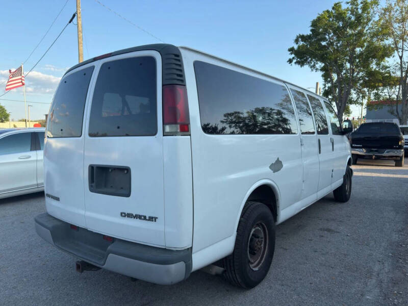 2002 Chevrolet Express