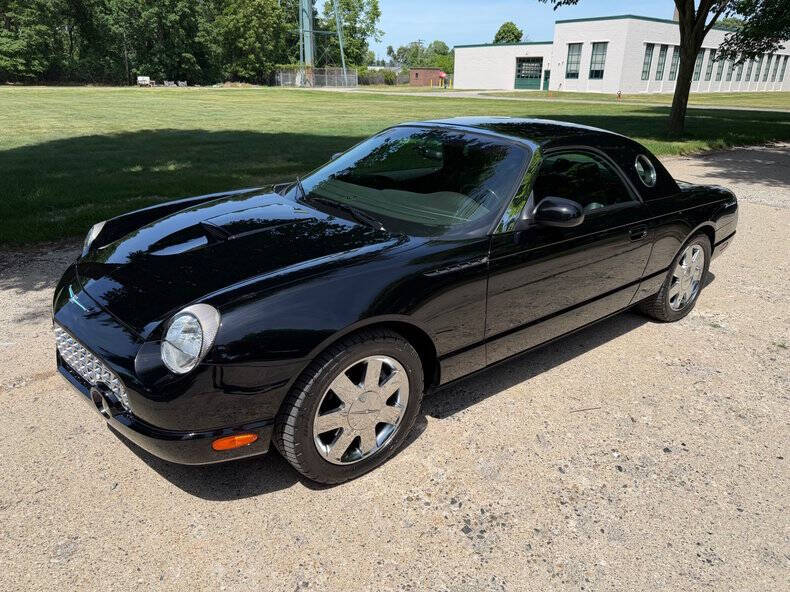 2002 Ford Thunderbird Deluxe