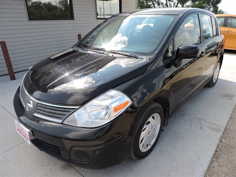 2009 Nissan Versa 1.8 S