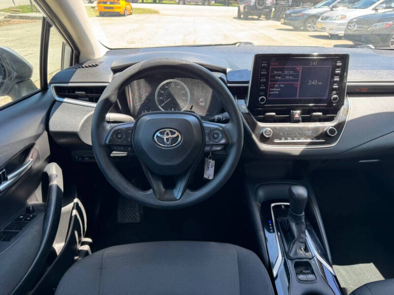2020 Toyota Corolla LE