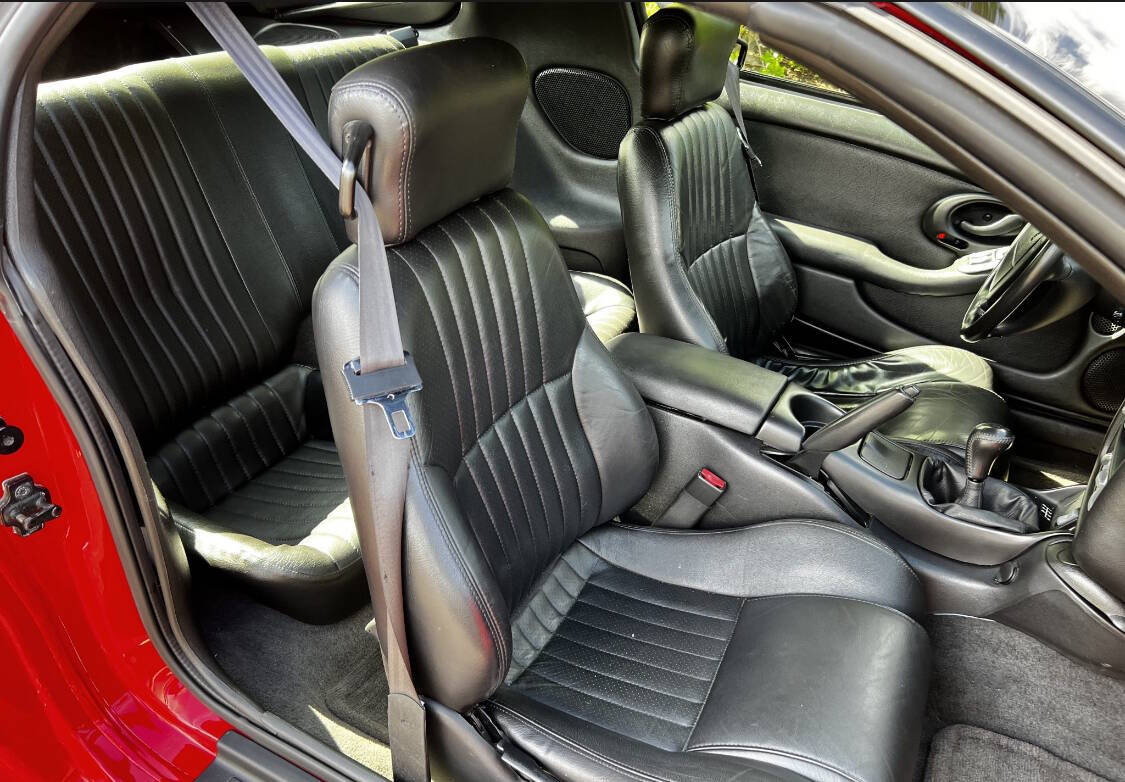 2000 Pontiac Firebird 7