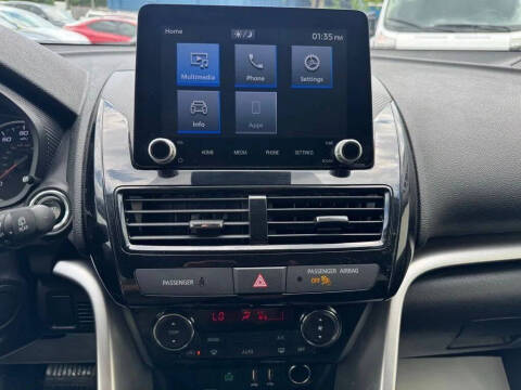2024 Mitsubishi Eclipse Cross LE
