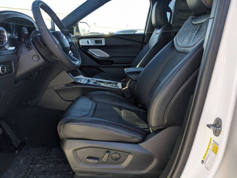 2023 Ford Explorer ST