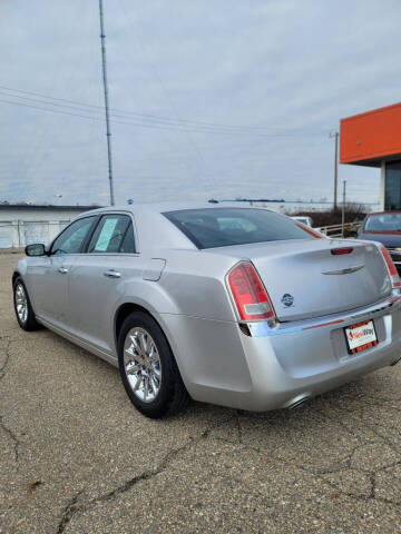 2012 Chrysler 300 for sale at New Way Motors in Ferndale MI