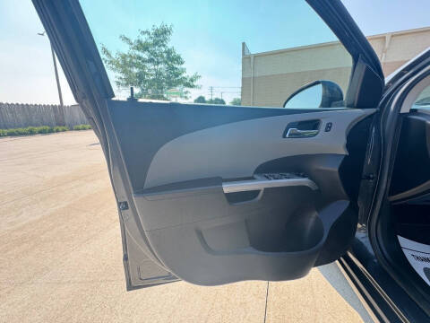 2017 Chevrolet Sonic Premier Auto