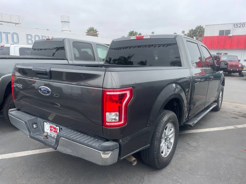 View vehicle photo 4