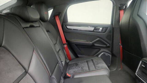 2023 Porsche Cayenne GTS Coupe