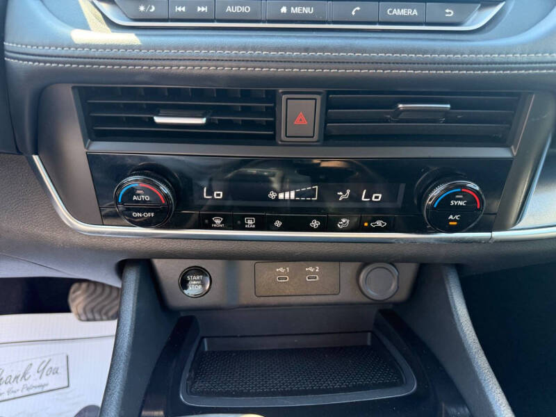 2025 Nissan Rogue SV