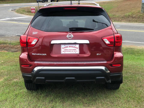2017 Nissan Pathfinder SV