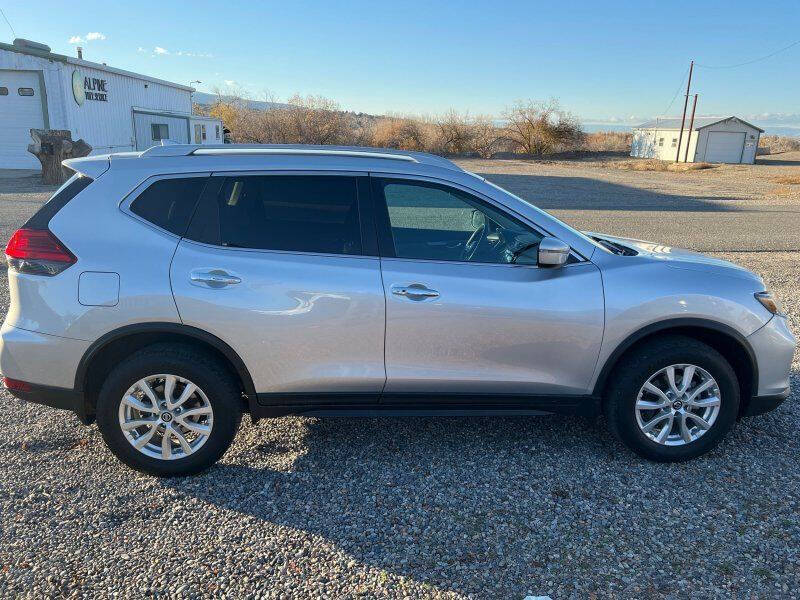 2017 Nissan Rogue SV
