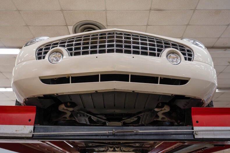 2002 Ford Thunderbird Deluxe