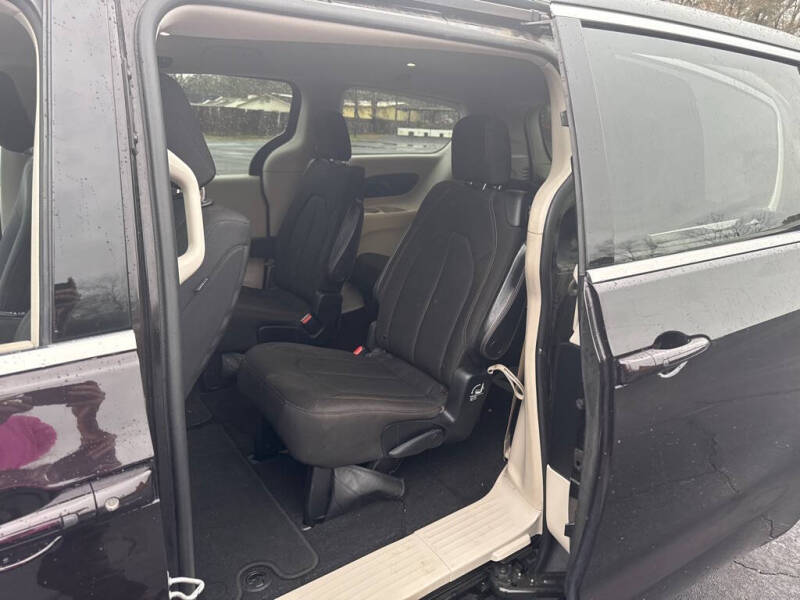 2017 Chrysler Pacifica Touring